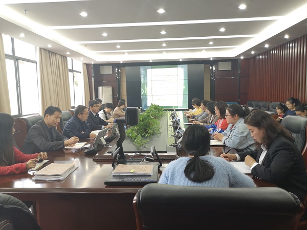 培训会现场.jpg 培训会现场.jpg