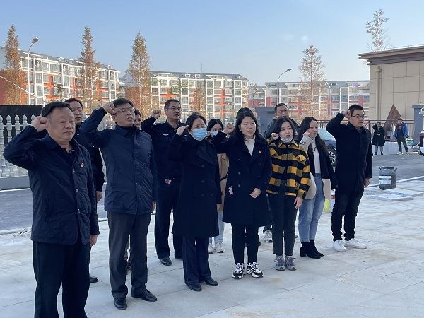 党日活动参观白洋法庭3.jpg